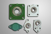 Plastic bearing with seat